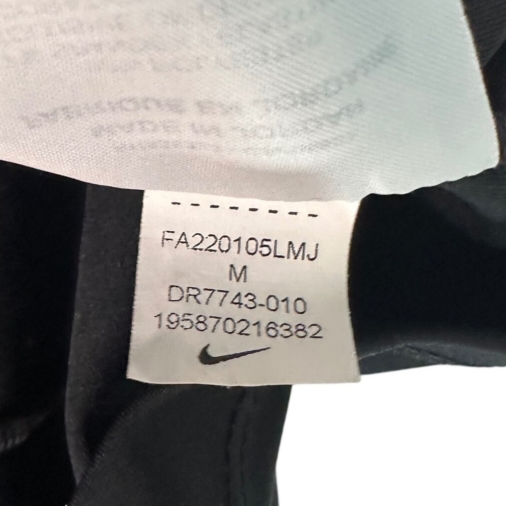 Nike Dri-Fit Pro Black Cropped Tank Size Medium - Picture 6 of 7